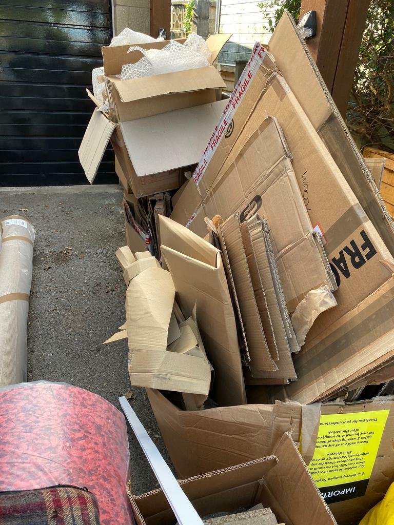 Storage boxes and packaging cardboard house move | in Gillingham