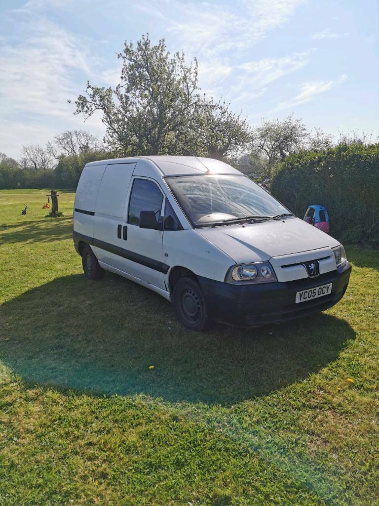 Peugeot expert 2005