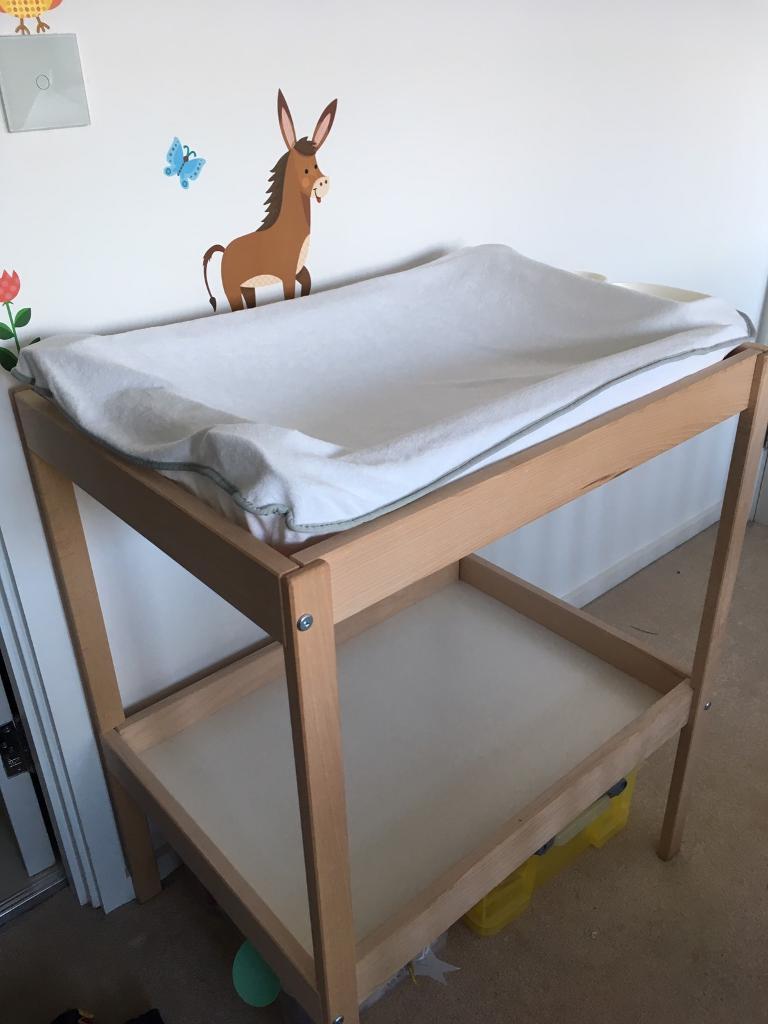 IKEA Sniglar changing table with mat, 4 covers and detachable storage