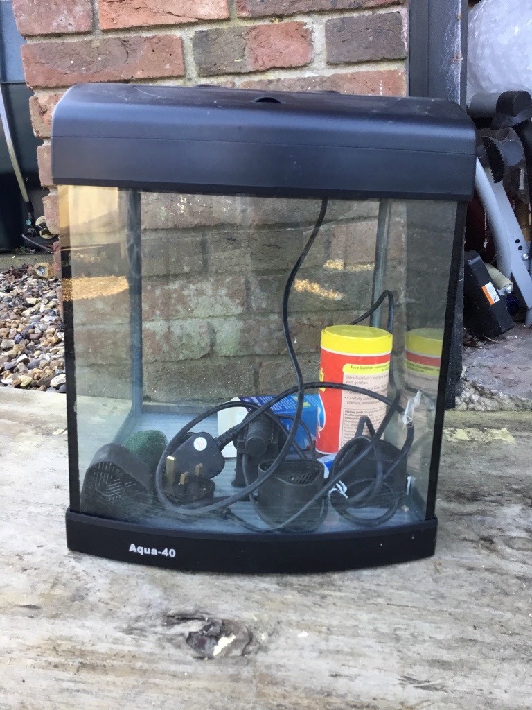 Little used Fish Tank. Aqua 40. in Bury St Edmunds, Suffolk Gumtree