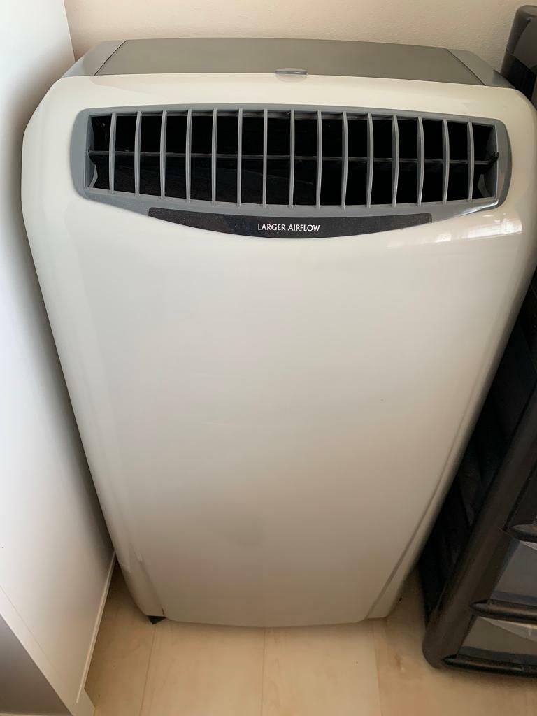 GET Portable Split Air Conditioner 12000BTU in LeighonSea, Essex
