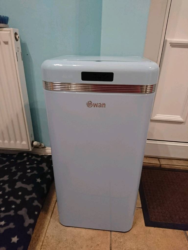 Swan Retro 45 Litre Square Sensor Bin in Blue in Leigh, Manchester