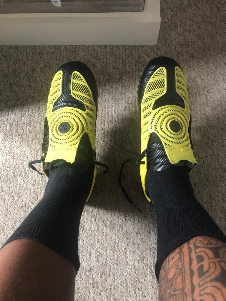 t90 football trainers