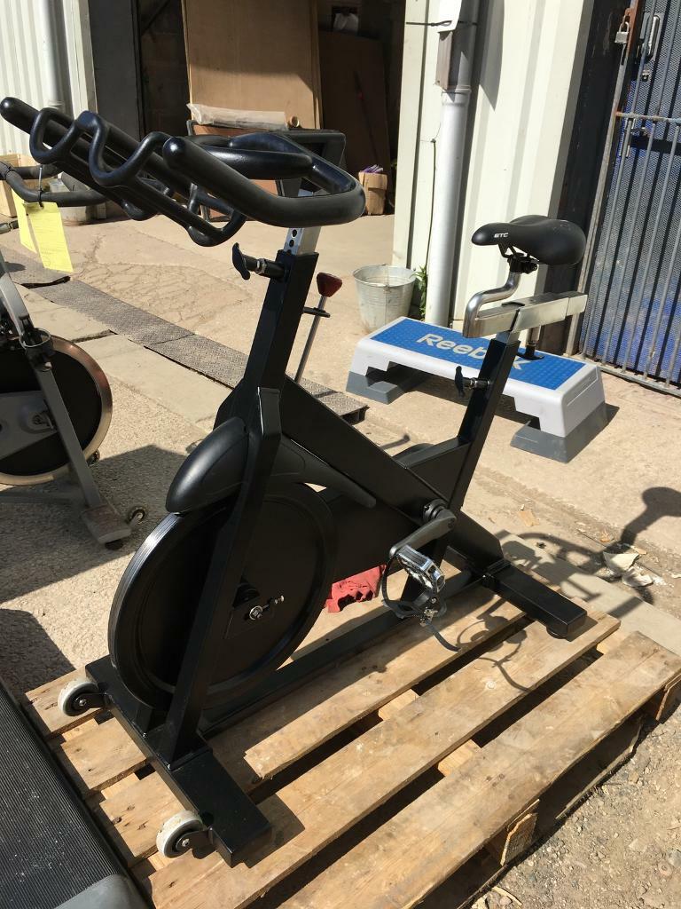 star trac blade spin bike reviews
