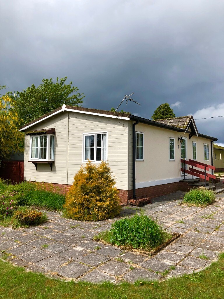 Bungalow Park Home in Neilston REDUCED FOR QUICK SALE! in West Calder, West Lothian Gumtree