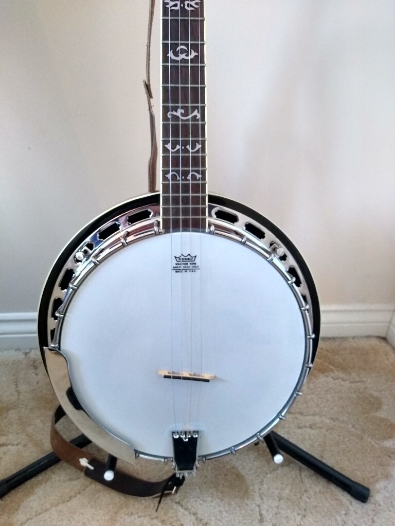 VEGA BANJO, tenor plectrum 4 string in perfect condition in Rushden