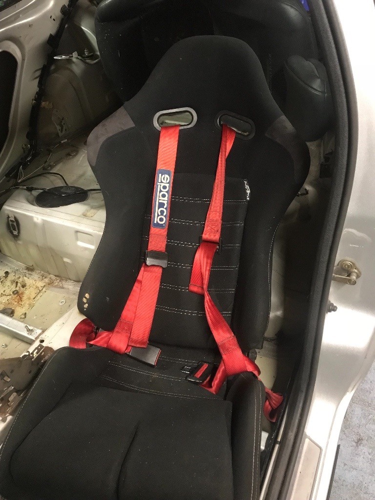 Bucket seat and harness in Bellshill, North Lanarkshire Gumtree