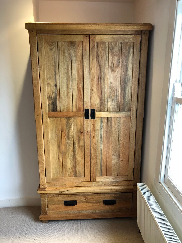 Excellent Condition 3 Piece Wardrobe Chest Of Drawers And Bedside