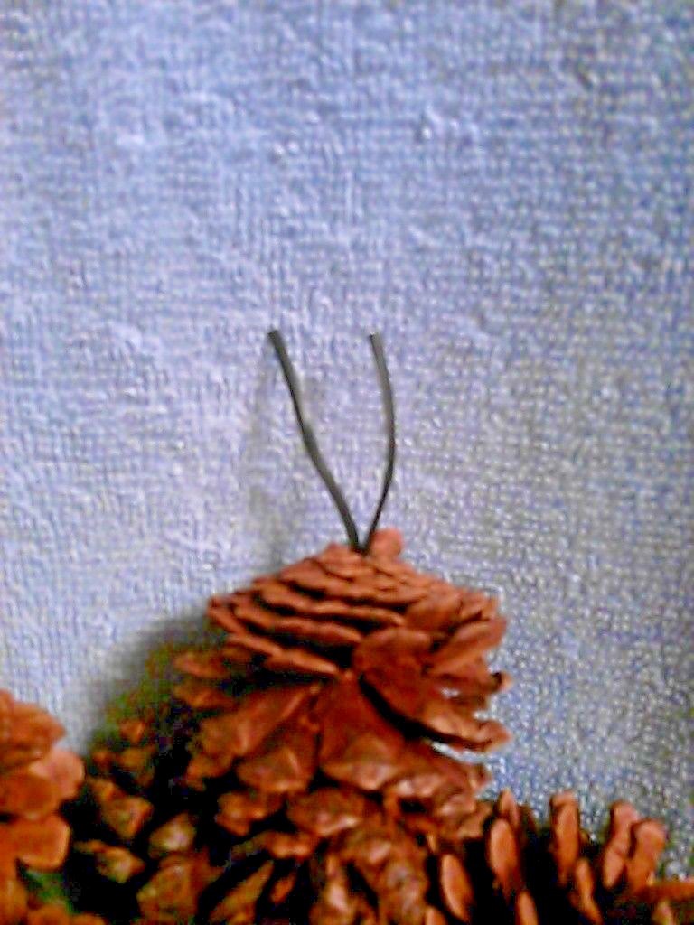 Lot of 45 Craft Pinecones w/ Hangers-NEW