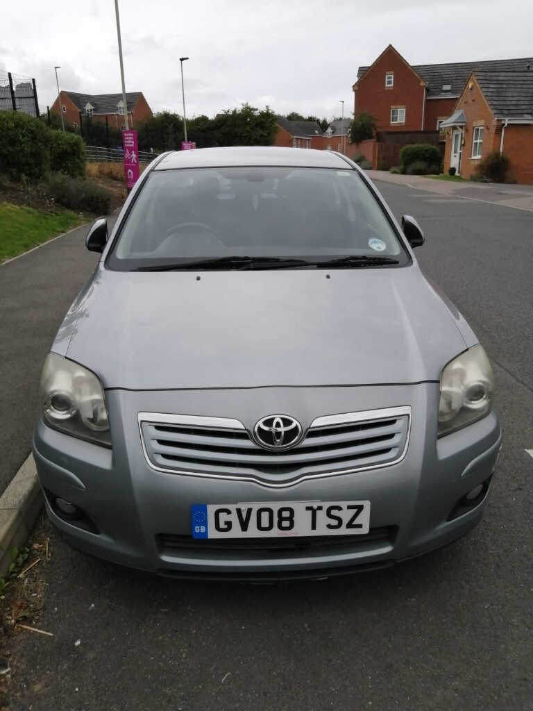 Toyota avensis manual