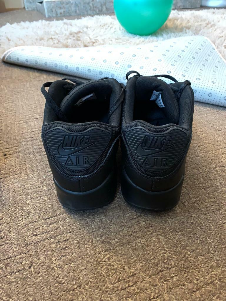 Nike Air Max 90 Trainers (Size 12) | in Long Eaton, Nottinghamshire | Gumtree Nike Air Max 90 Trainers (Size 12) | in Long Eaton, Nottinghamshire | Gumtree