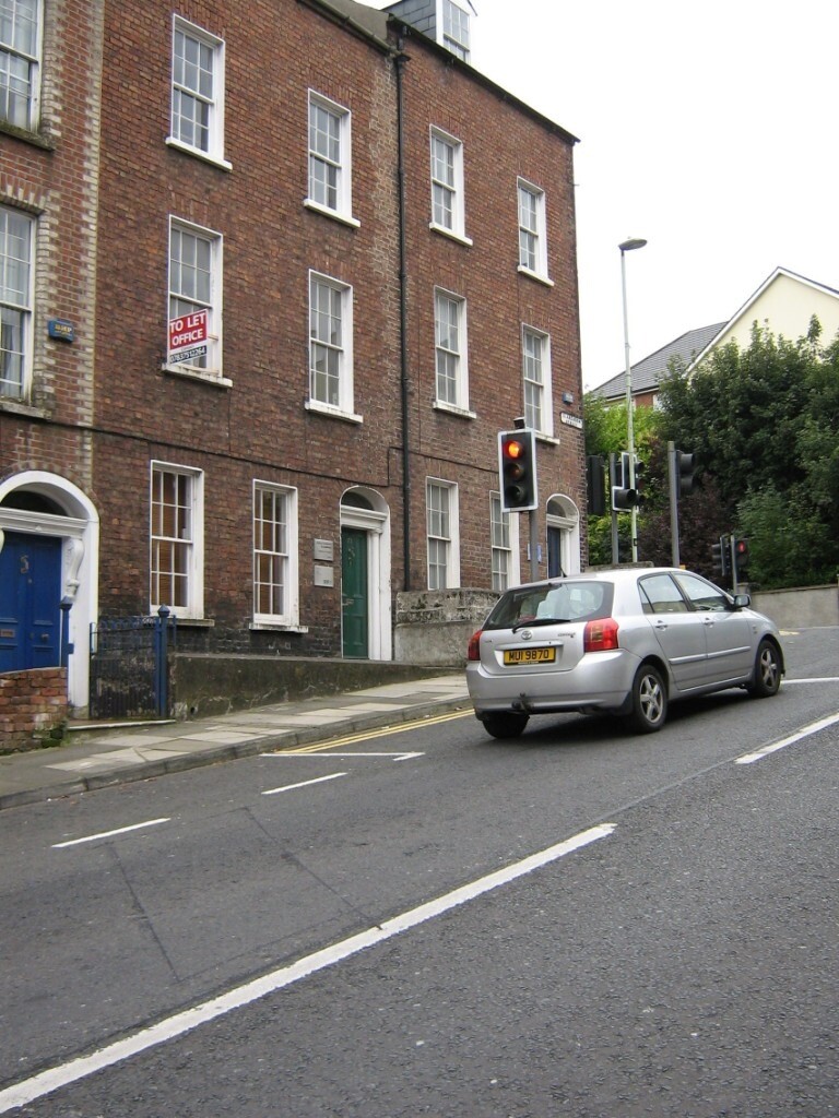 OFFICES TO LET IN CLARENDON STREET, DERRY LONDONDERRY RENT in
