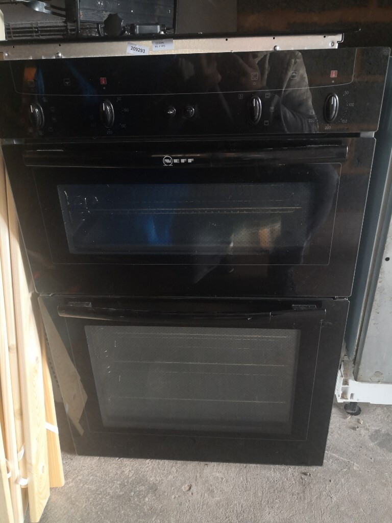 Built In Double Oven Neff and Electric Ceramic Hob Neff in Worcester