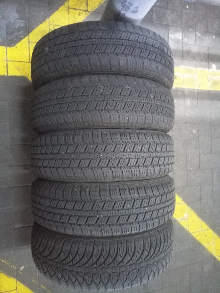 Peugeot 107 steel wheels winter tyres also fit Citroen C1 Toyota Aygo