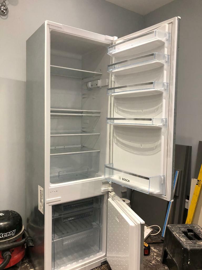Bosch integrates 60 / 40 fridge freezer in Eastleigh, Hampshire Gumtree