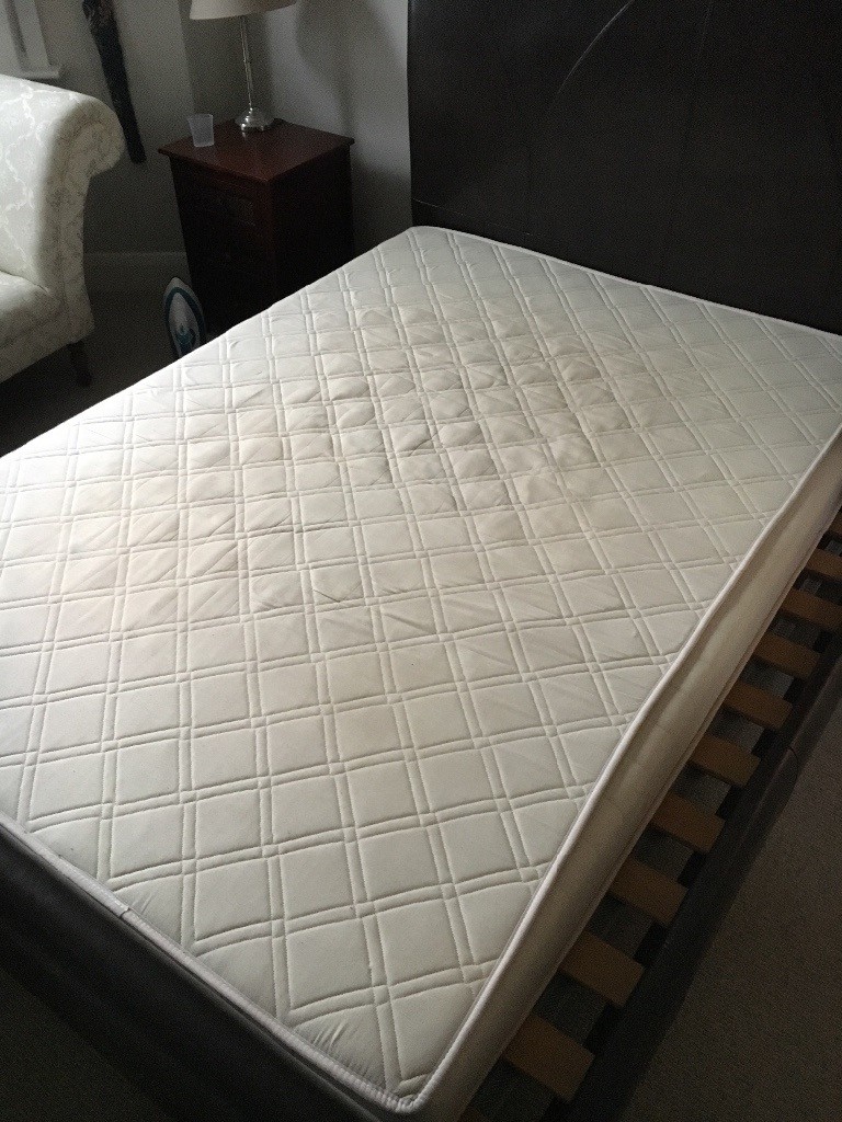Springless Mattress 200x140cm **free** in Clapham Junction, London