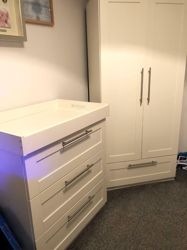 Mamas and papas Rialto nursery furniture set wardrobe cot bed drawers