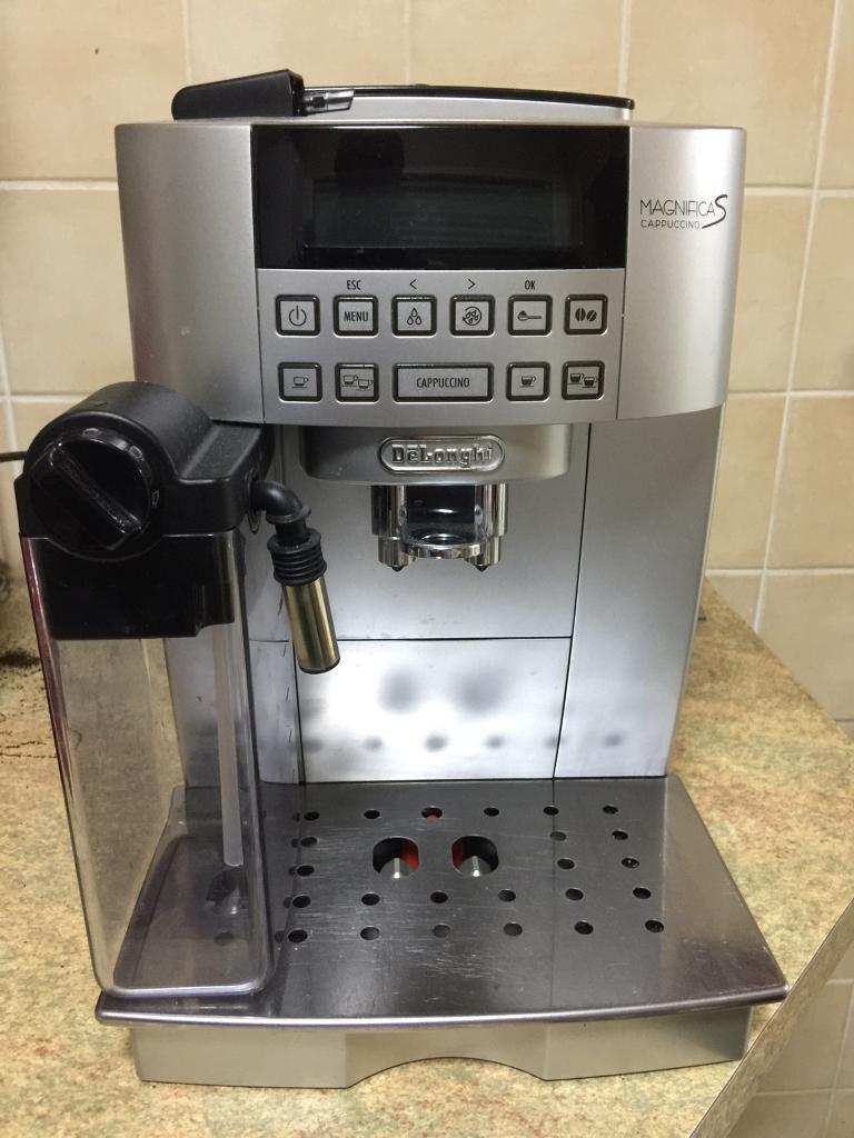 De’Longhi ECAM22.360.S Fully Automatic Bean to Cup Coffee Machine in