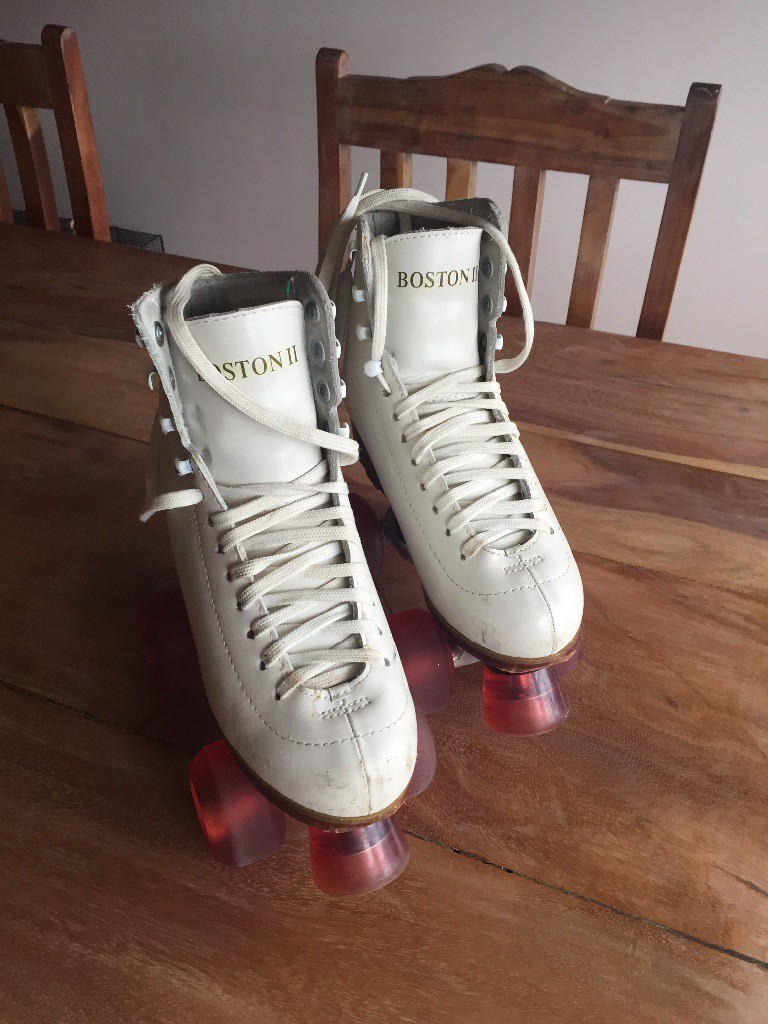 White leather roller boots size UK 3 in Saltcoats, North Ayrshire Gumtree
