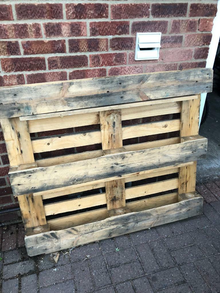 FREE pallet in Colchester, Essex Gumtree