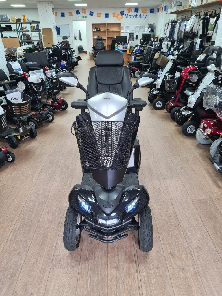 8 mph Luxury Mobility Scooter Cost New £2895 in Bexley, London Gumtree