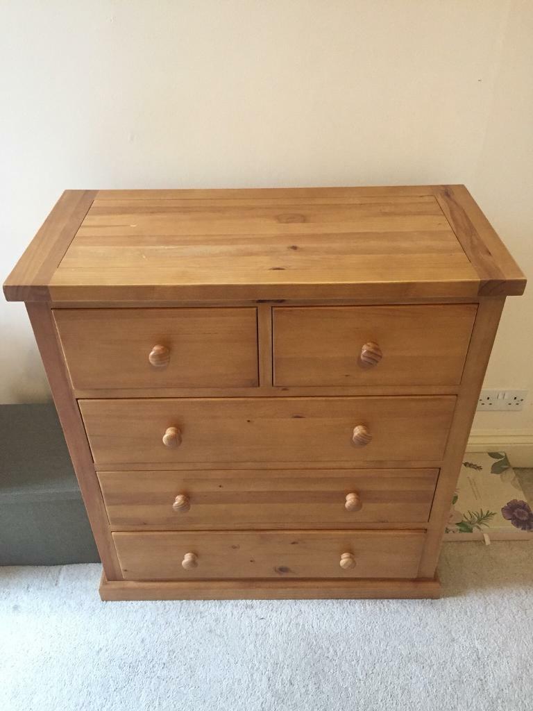 Chest of drawers (matching bedside tables available) in Dundee Gumtree