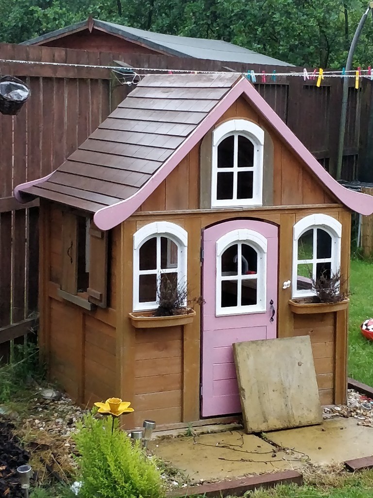 Kids playhouse Costco in Robroyston Glasgow Gumtree