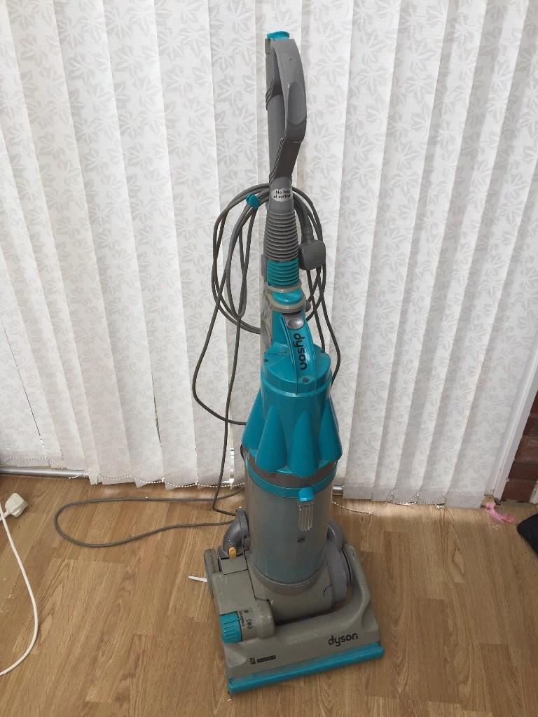 Dyson DC07 vacuum cleaner in Teignmouth, Devon Gumtree