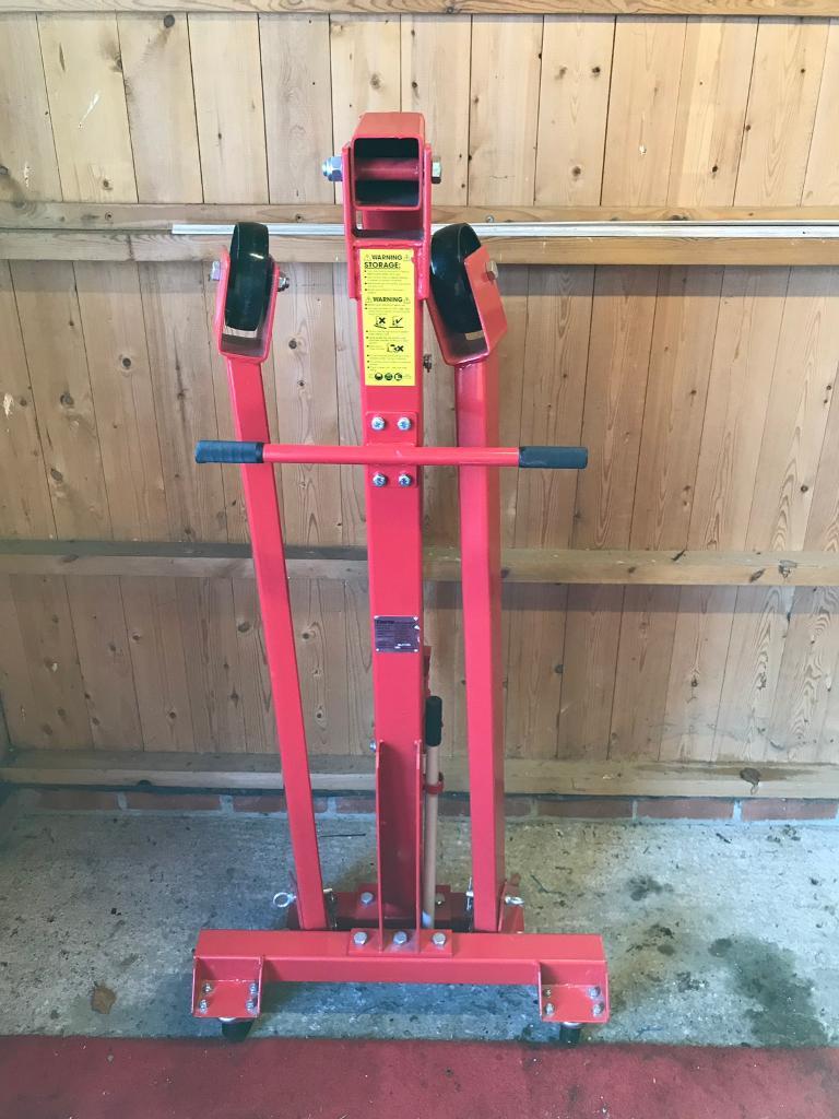 Clarke Strong Arm Engine Hoist SWL 1000kg in East Boldon, Tyne and