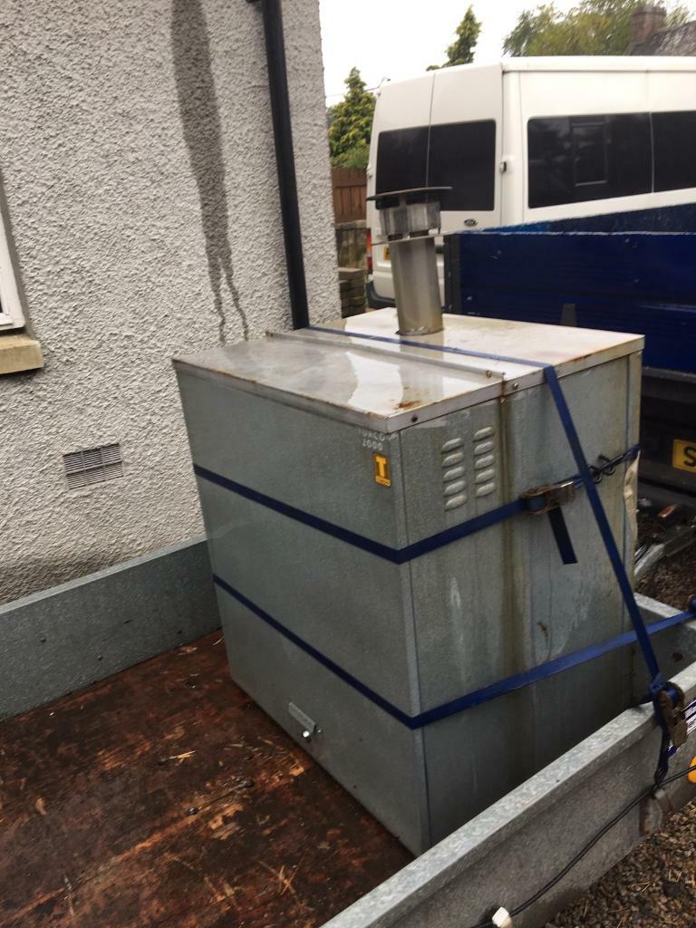 Outdoor oil combi boiler in Aboyne, Aberdeenshire Gumtree