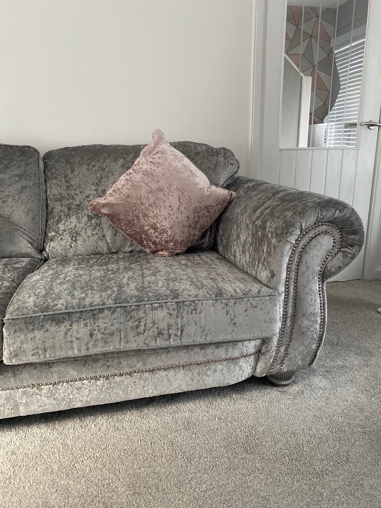 Scs crushed velvet sofa four seater in Aberdeen Gumtree