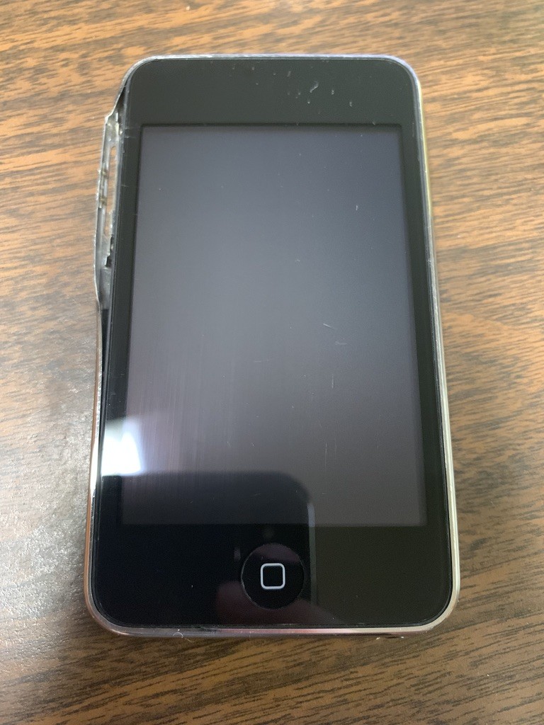 Apple iPod touch 3rd Generation Black (32 GB) Bad Volume Buttons - Read