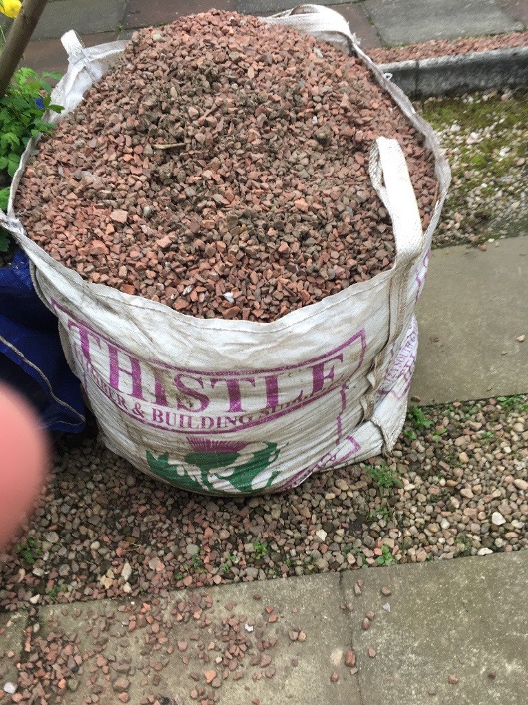 1T Garden chips for FREE and 1T top soil in Corstorphine, Edinburgh