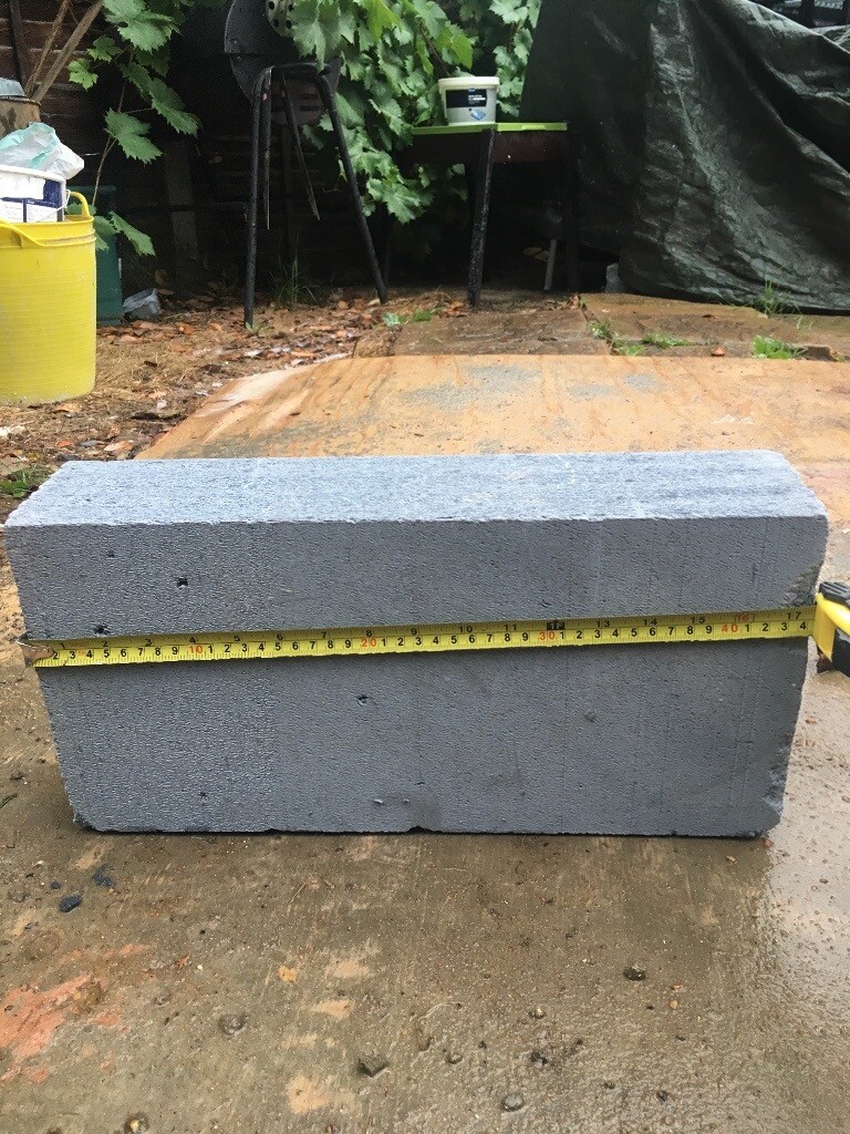 Breeze blocks&concrete blocks 100m in Brentford, London Gumtree