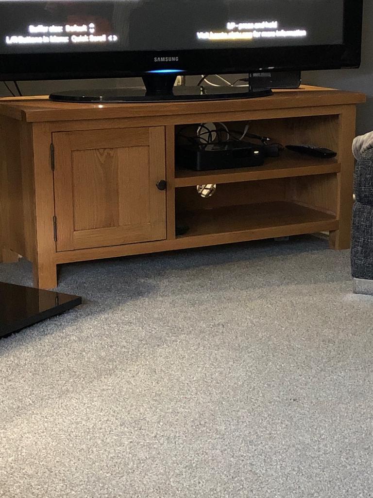 Wiltshire oak tv unit. in South Shields, Tyne and Wear Gumtree