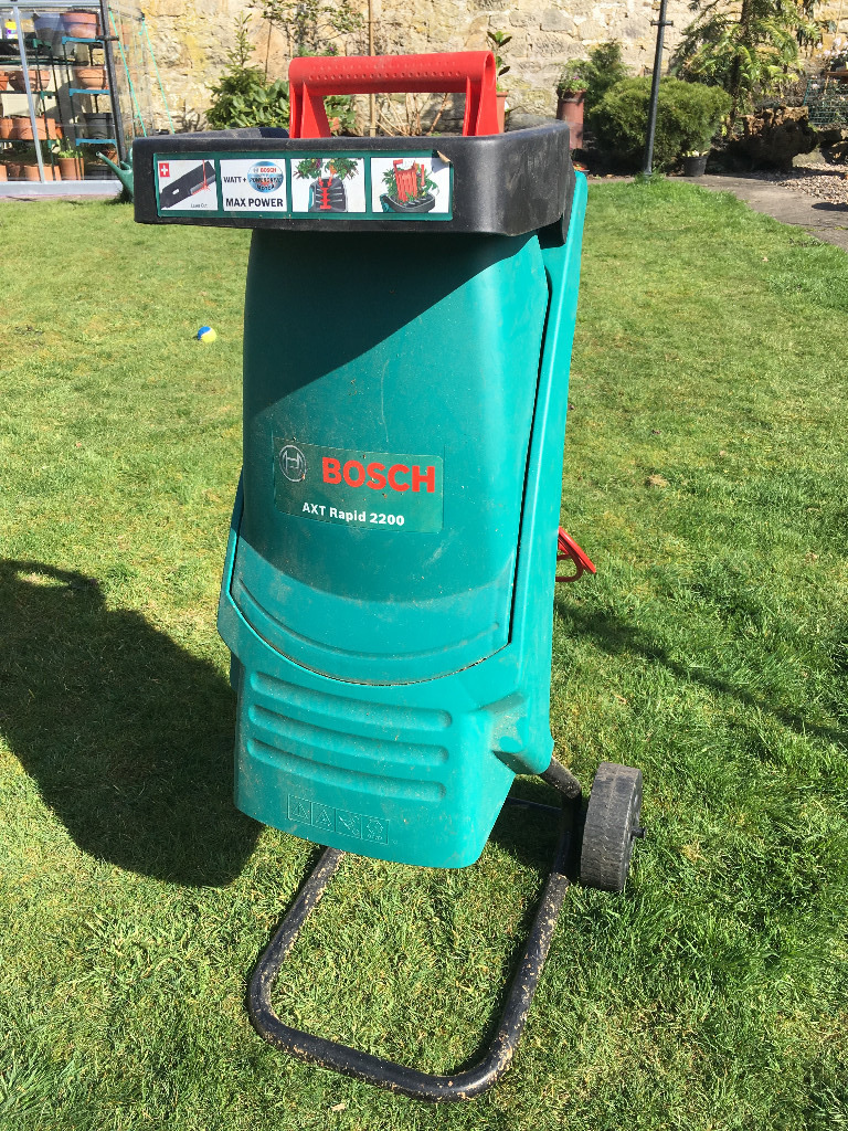 Bosch AXT 2200 Impact shredder/chipper in Borrowstounness, Falkirk