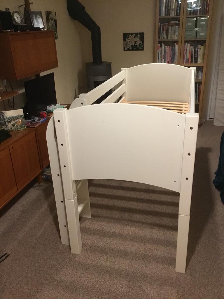 Scallywag Shorty Narrow Mid Sleeper Cabin Bed And Mattress In