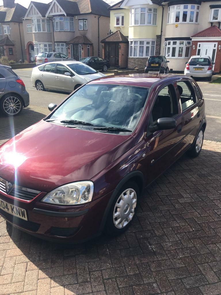Vauxhall Corsa 1.0 litre easytronic . 2004 Automatic low mileage 5 door