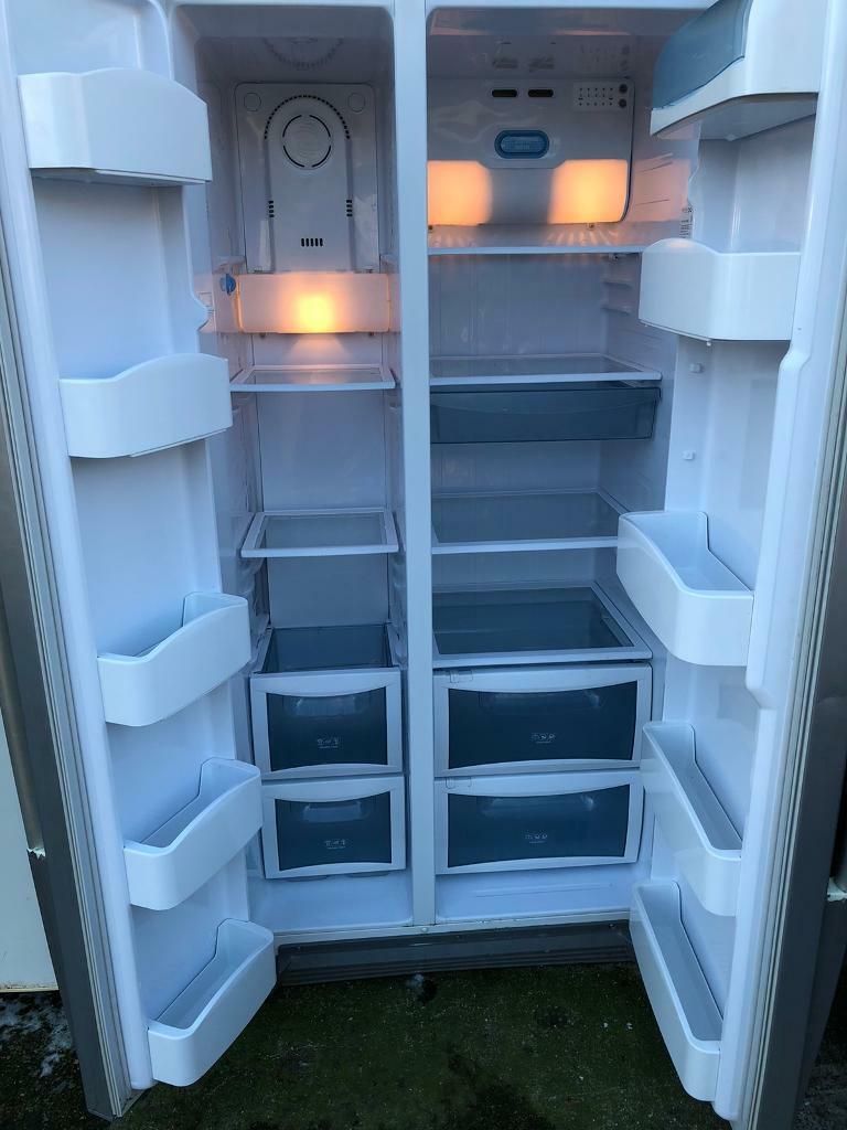 Daewoo fridge freezer in good working order in Portslade, East Sussex