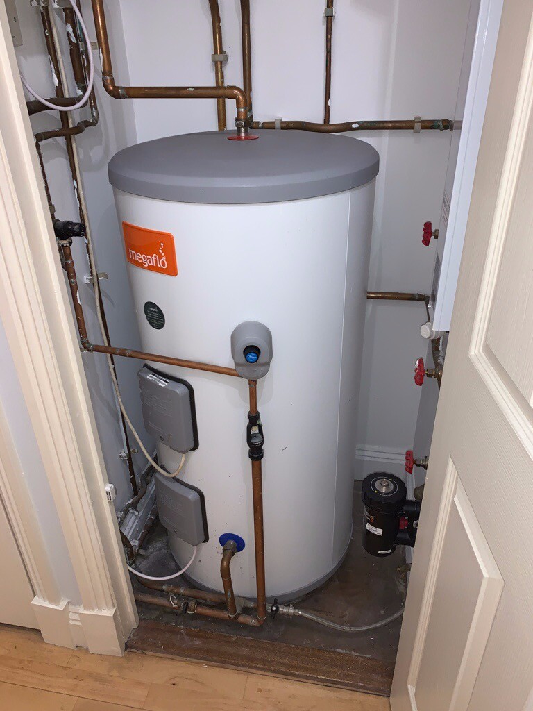 HEATRAE SADIA MEGAFLO ECO 145DD DIRECT UNVENTED HOT WATER CYLINDER