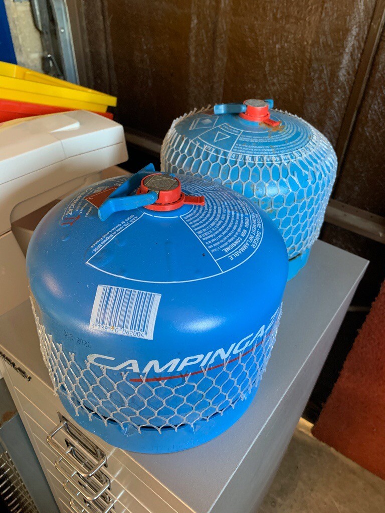 Camping Gaz 904 gas bottles (Full & Sealed) in Gosport, Hampshire