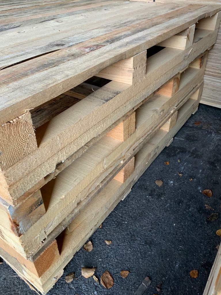 3000x1300mm heavy duty pallets in Peasedown St John, Somerset Gumtree
