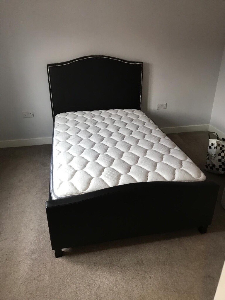 4ft dubble bed with mattress in Chelmsford, Essex Gumtree