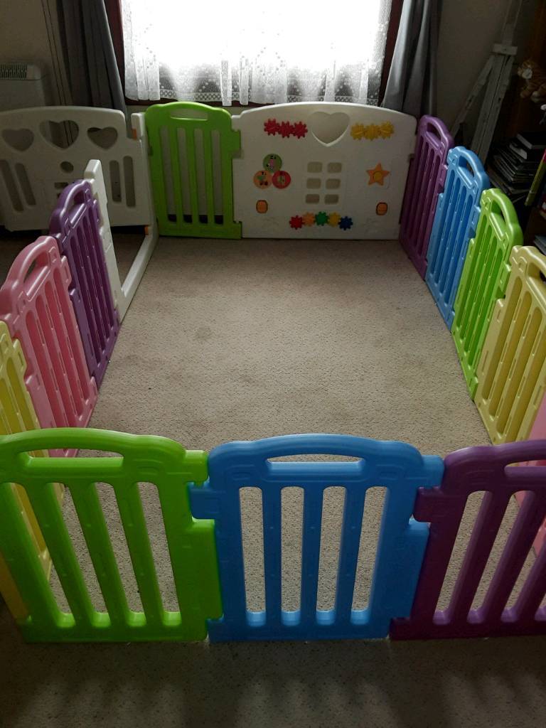 Large Baby/Toddler MultiColoured 12+2 Panel Playpen in Ipswich