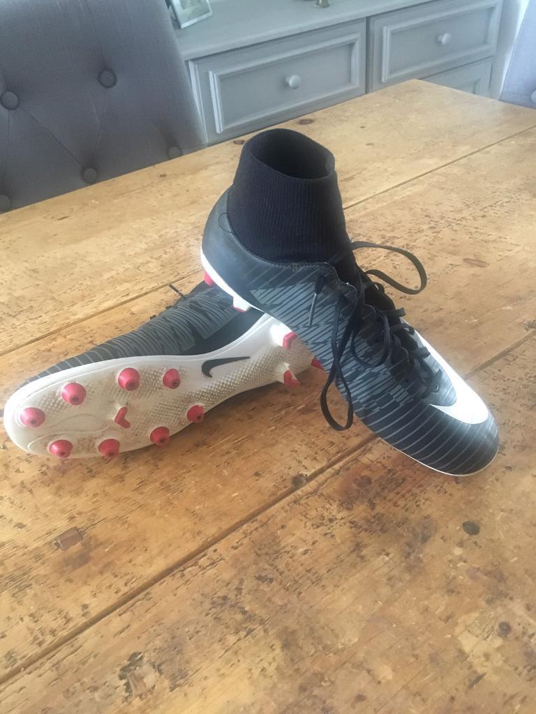 Nike mercurial sock football boots uk 7 | in Knaphill, Surrey | Gumtree