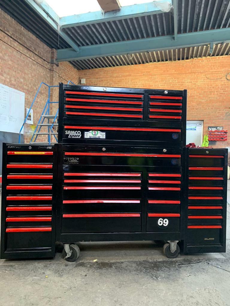 Toolbox mechanics/fitter top box roll cab and two add ons in