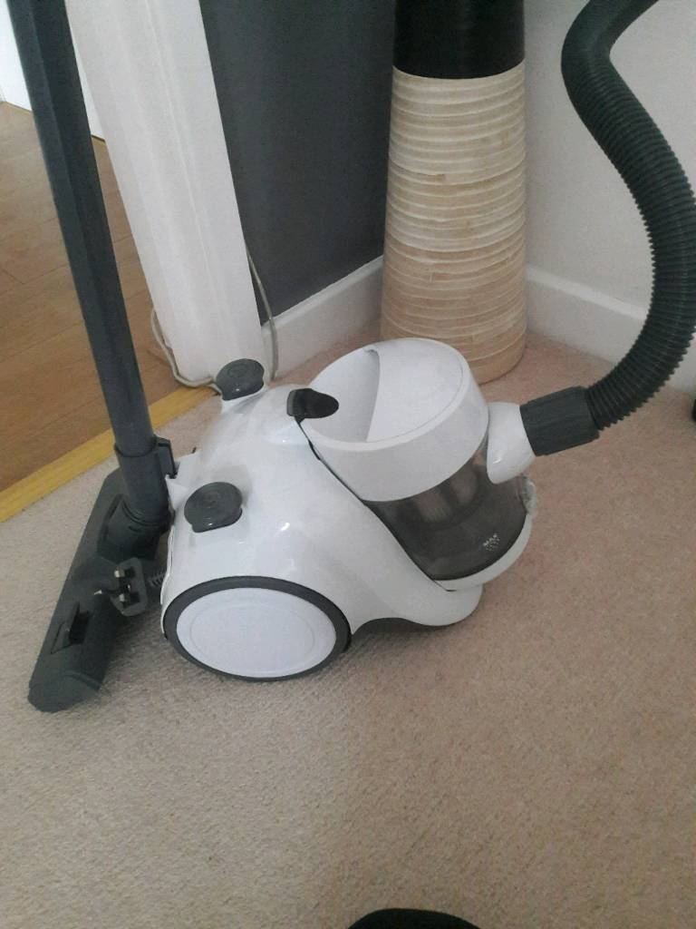 Tesco vacum cleaner | in Chafford Tesco VCBL15 Vacuum Cleaner New & Used