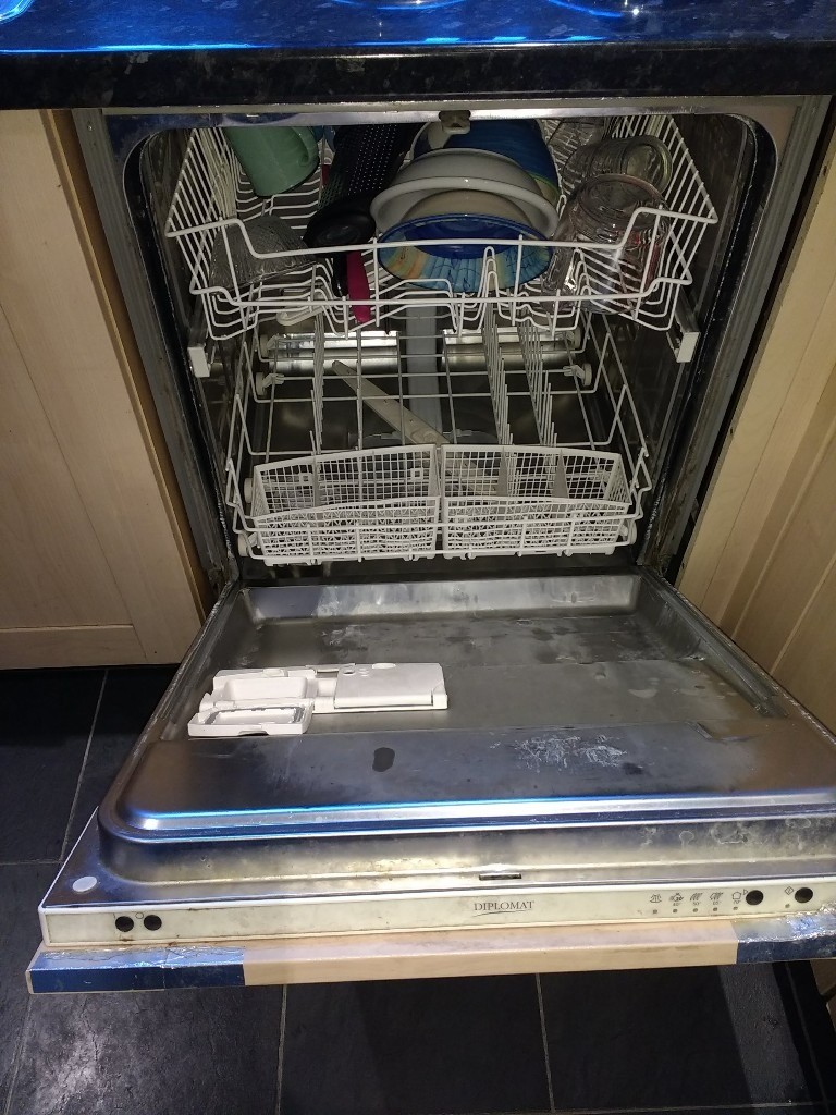 Diplomat ADP 8322 Fully integrated dishwasher in Kingswood, Bristol