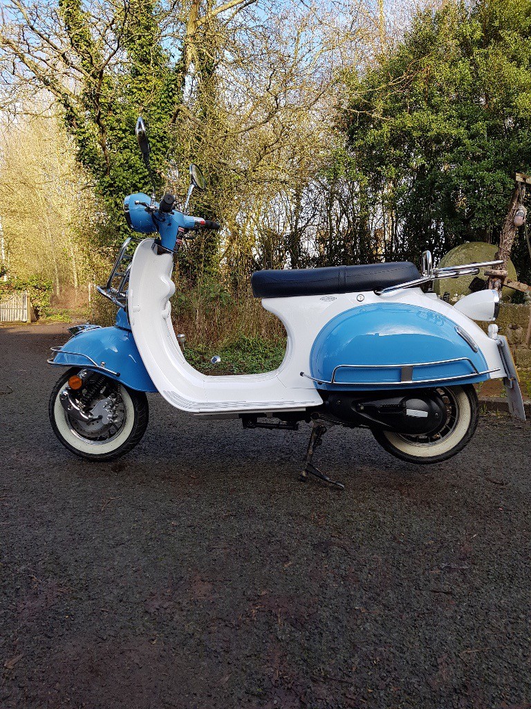 LOVELY AJS MODENA 50CC SCOOTER IN BLUE & WHITE in Hereford