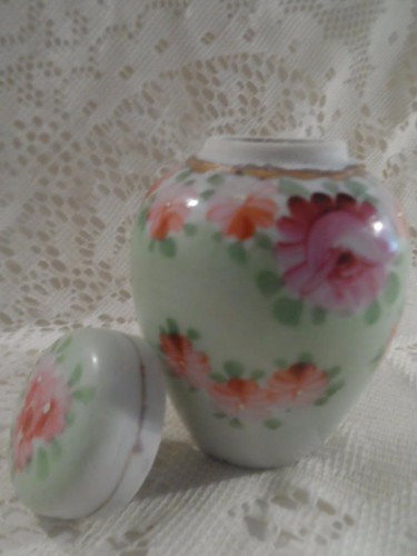 Antique Hand-Painted Nippon Porcelain Vanity Jar Ginger Tea Jar w/Gold Gilt Trim